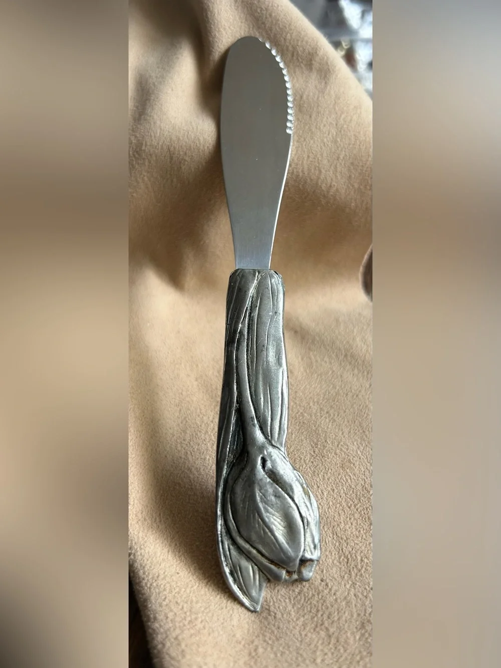Pewter Cheese or Jam Spreader w/Floral Handle “Seagull” 1991 Canada marked